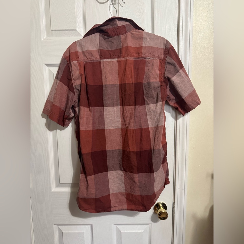 Carhartt Men's Casual Red and Pink Plaid Shirt - Picture 4 of 4